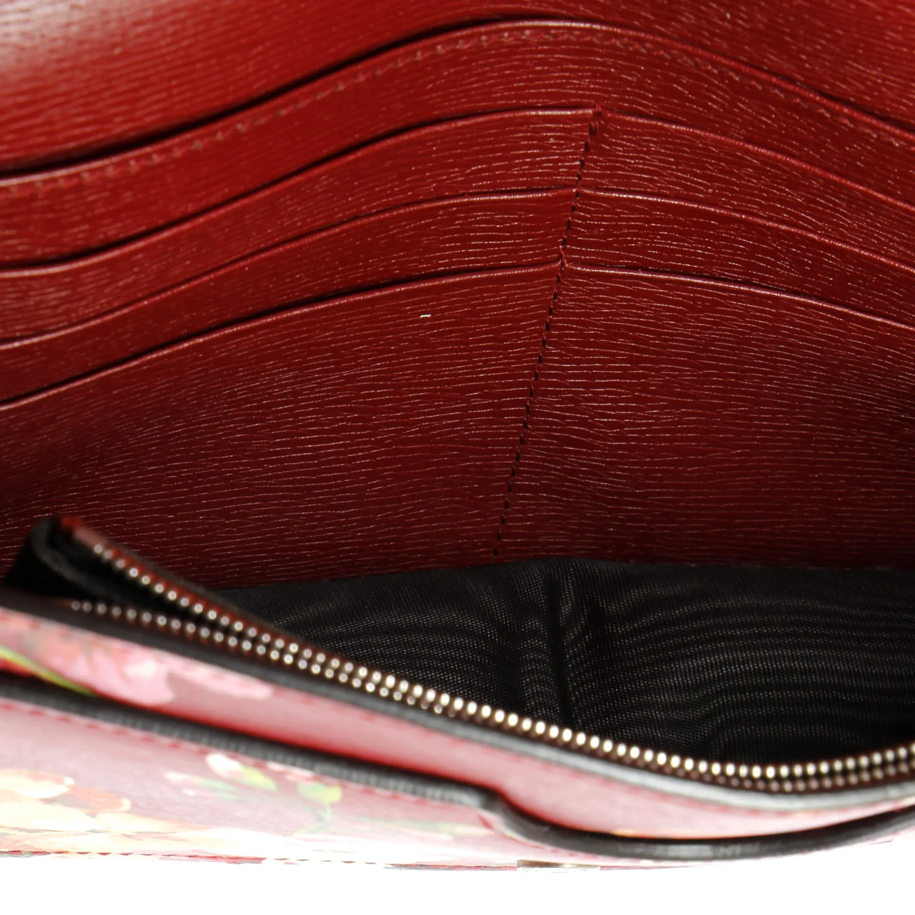 Chain Wallet Blooms Print Leather