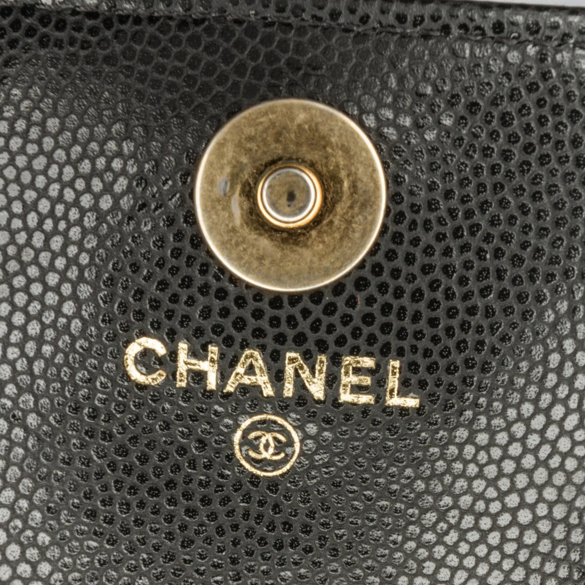 CHANEL CC Caviar Twist Your Buttons Flap Belt Bag Black