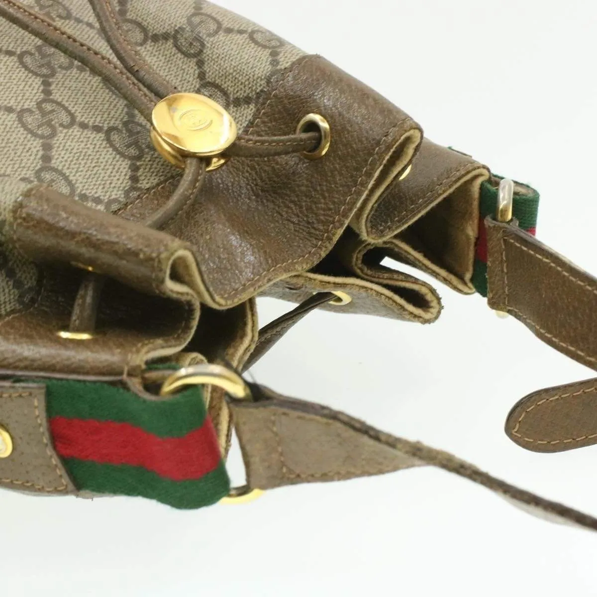 GUCCI Supreme GG Canvas Bucket Bag - AR3130